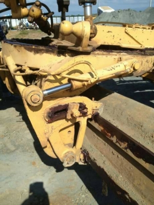 KOMATSU GD 376H