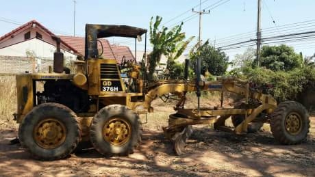 KOMATSU GD 376H