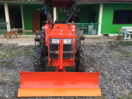 ผลิตและจำหน่ายใบดันดินหน้า พร้อมรับติดตั้งงานให้ถึงที่ มีภาพหลังติดตั้งงานให้ชม ท่านใดต้องการ ทางเรายินดีบริการอย่างเต็มที่