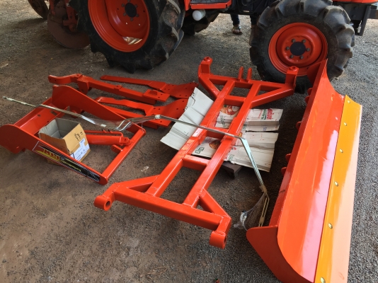 ผลิตและจำหน่ายใบดันดินหน้า พร้อมรับติดตั้งงานให้ถึงที่ มีภาพหลังติดตั้งงานให้ชม ท่านใดต้องการ ทางเรายินดีบริการอย่างเต็มที่