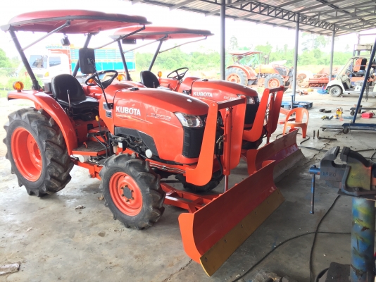 ผลิตและจำหน่ายใบดันดินหน้า พร้อมรับติดตั้งงานให้ถึงที่ มีภาพหลังติดตั้งงานให้ชม ท่านใดต้องการ ทางเรายินดีบริการอย่างเต็มที่