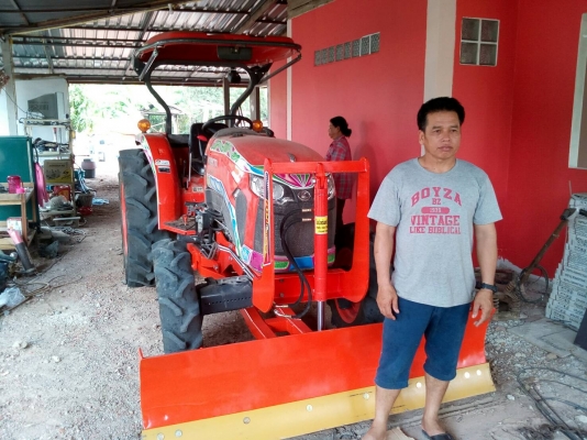 ผลิตและจำหน่ายใบดันดินหน้า พร้อมรับติดตั้งงานให้ถึงที่ มีภาพหลังติดตั้งงานให้ชม ท่านใดต้องการ ทางเรายินดีบริการอย่างเต็มที่