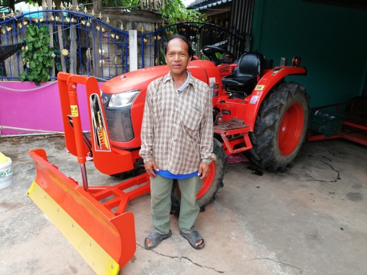 ผลิตและจำหน่ายใบดันดินหน้า พร้อมรับติดตั้งงานให้ถึงที่ มีภาพหลังติดตั้งงานให้ชม ท่านใดต้องการ ทางเรายินดีบริการอย่างเต็มที่