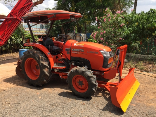 ผลิตและจำหน่ายใบดันดินหน้า พร้อมรับติดตั้งงานให้ถึงที่ มีภาพหลังติดตั้งงานให้ชม ท่านใดต้องการ ทางเรายินดีบริการอย่างเต็มที่