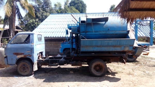 รถหกล้อพร้อมตู้นวด7ฟุต