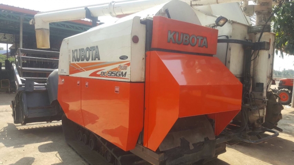 ขายรถเกี่ยวข้าว DC-95GM PLUS สภาพงามคับ เอกสารครบ