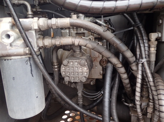 ขายรถขุดนำเข้าจากประเทศญี่ปุ่น hittachi zx120 แทรกกว้าง 70 cm รถสวยเดิม สนใจติดต่อสอบถาม 092-3309229 อีด