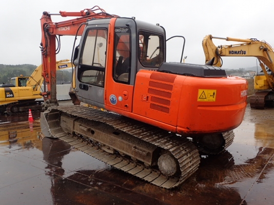 ขายรถขุดนำเข้าจากประเทศญี่ปุ่น hittachi zx120 แทรกกว้าง 70 cm รถสวยเดิม สนใจติดต่อสอบถาม 092-3309229 อีด