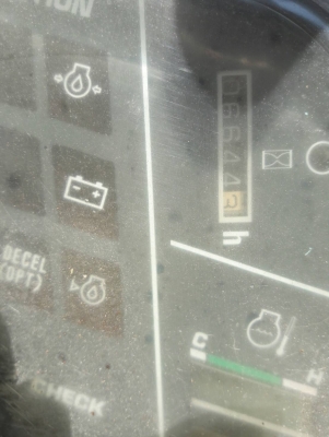 ขายค่ะKOMATSU PC45-1E  มาใหม่  เครื่องดำ  เก่าญี่ปุ่นแท้  สภาพดี  พร้อมใช้  เอกสารอินวอย  โทร 089-3818694  ดวงนภา