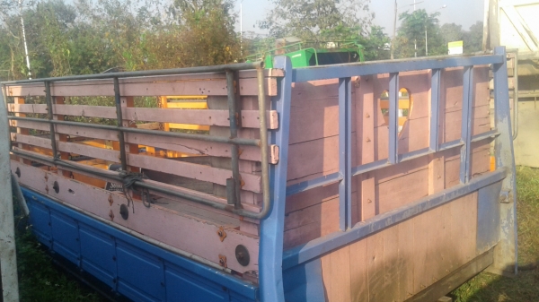 ขาย..กะบะไมัยาว4.50mยกลงจากNPRสะภาพดีพร้อมใช้งานเลยคัฟ