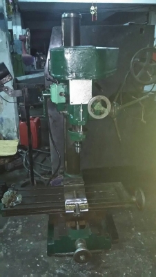 ขายมิลลิ่งตั้งโต๊ะให้ปากกาพร้อมขาตั้งโต๊ะไฟ220ราคาเบาๆครับ