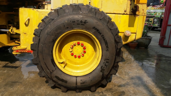 รถตัก Komatsu 510 เก่าญี่ปุ่น กรองเดี่ยว