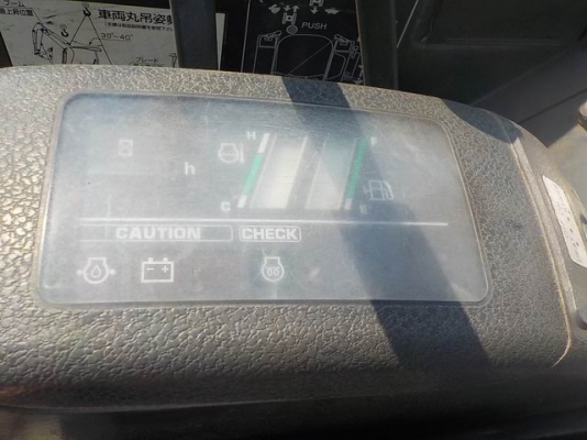 ขายรถขุดKomatsu pc 30mr-1 เก่านอกแท้ 420,000 บาท สนใจต่อรองราคาได้