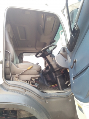 ขาย Hino 320 FM2p ปี 49 กระบะสามมิตร เครื่องดี เกียร์ดี คัชซีสวย โทร 082-1698998 ขาย Hino 320 FM2p ปี 49 กระบะสามมิตร เครื่องดี เกียร์ดี คัชซีสวย โทร 082-1698998