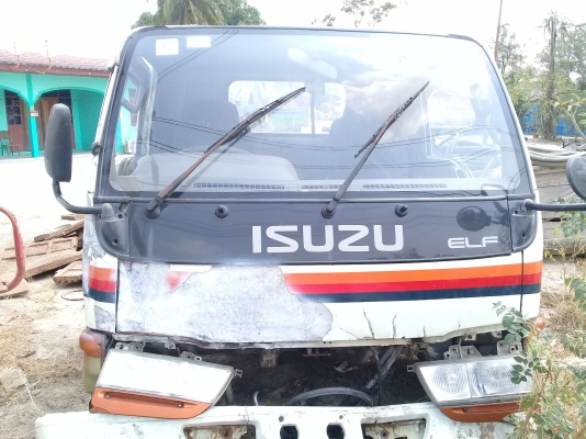 ขายหัวเก๋ง ISUZU NKR ตามสภาพ ราคา18000 สนใจ 083-4475799