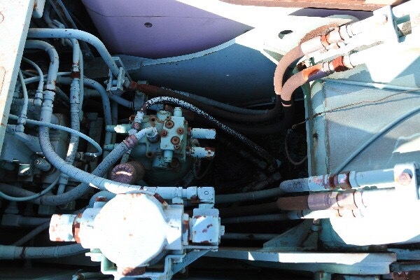 ขายค่ะ  KOBELCO SK200-2  เก่าญี่ปุ่นแท้   สภาพสวย  เครื่องปั๊มดี   ลองระบบกันได้ทุกวัน โทร 089-7462641 สุวรรณี