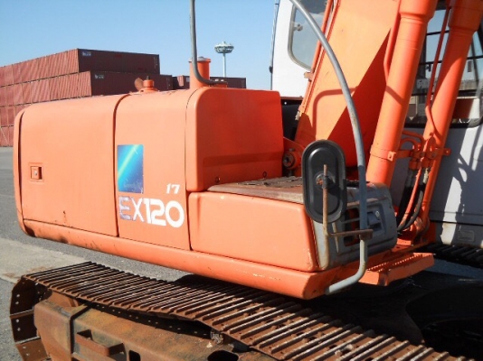ขาย HITACHI EX120-5E เก่าญี่ปุ่น  มาใหม่ สภาพสวย  มีลายแย๊ก   ระบบดี  สนใจโทร 089-7462641  สุวรรณี
