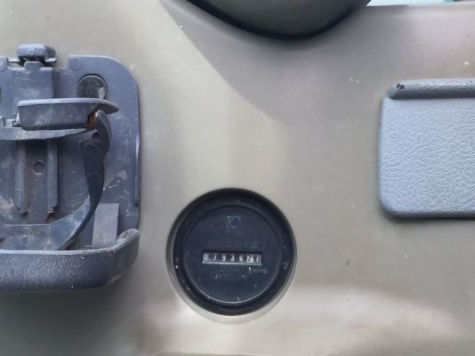 ขาย KOBELCO SK135SR YY02  มาใหม่  มีลายแย๊ก  แทรค 70   เก่าญี่ปุ่น  สภาพสวย   พร้อมใช้  ลองระบบกันได้ทุกวัน  โทร  089-7462641  สุวรรณี