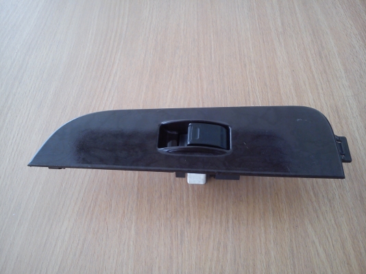 สวิทช์ กระจกประตูหน้าข้างซ้าย TOYOTA COROLLA AE110 สวิทช์ กระจกประตูหน้าข้างซ้าย TOYOTA COROLLA AE110