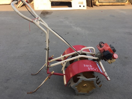 เครื่องปั่นหญ้า ยี่ห้อYoshitoku