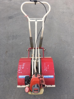 เครื่องปั่นหญ้า ยี่ห้อYoshitoku