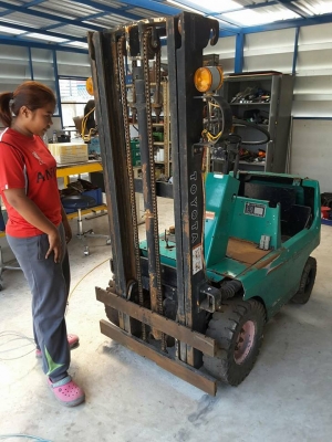 รถฟอร์คลิฟต์ไฟฟ้า TOYOTA