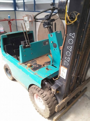 รถฟอร์คลิฟต์ไฟฟ้า TOYOTA