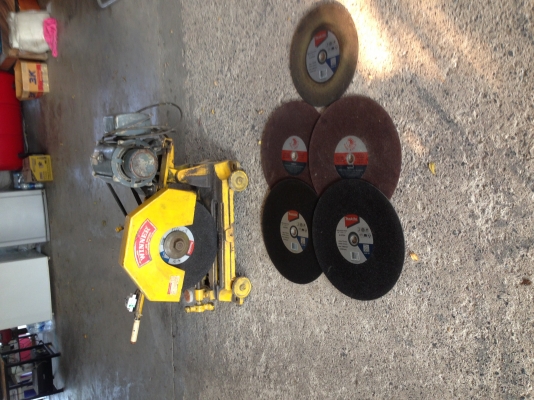 ขาย แท่นตัดเหล็ก winner +ใบตัด 16นิ้ว 5ใบ  มอเตอร์ ไฟบ้าน 220 v ราคา 6500 T.086 8903572 สุพจน์