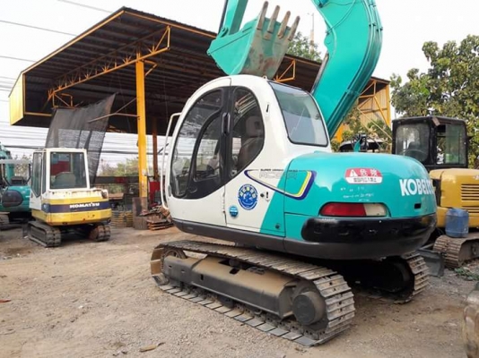 ขายรถขุด ยี่ห้อ:KOBELCO แบบ: SK60-3 รถเก่านอกแท้ มีเอกสารใบอินวอย รถไม่เคยใช้งานในไทย100\% เครื่อสวยระบบดี  เอวแน้น เครื่องนิ่ม ราคาต่อรองได้ รถพร้อมใช้งาน  สนใจติดต่อ: 099-907-9273 กิ๊ฟ กมลชนก