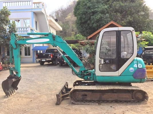 ขายรถขุด ยี่ห้อ: KOMATSU แบบ: PC40-7(หัวเก๋ง) รถเก่านอกแท้ มีเอกสารใบอินวอย รถไม่เคยผ่านการใช้งาน100\% ราคาต่อรองได้ สนใจติดต่อ: 099-907-9273 กิ๊ฟ กมลชนก