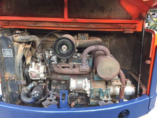 ขายรถขุด ยี่ห้อ: KUBOTA แบบ: KX-026  รถเก่านอกแท้100\% มีเอกสารใบอินวอย รถไม่เคยใช้งานในไทย100\%  รถทำสีพร้อมเก็บรั่วซึม และ เปลี่ยนระบบกรอง-น้ำมัน ทั้งหมด ราคา 330,000 บาท (หัวกระแทก+บุ้งกี๋) ราคานี้ถือว่าคุ้มมาก สนใจติดต่อ-ต่อรองราคาได้ที่   โทร: 099-907-