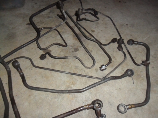 ขายปั๊มดีเซล ติดเครื่อง 6BB  พร้อมฝาหน้าเครื่อง แป๊ปหัวฉีด