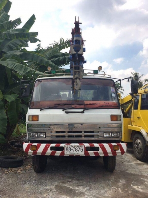 รถเครนek700