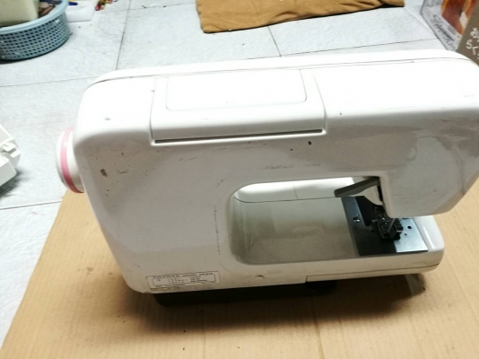 3,000บ.ส่งฟรี083-2000058 LINE ID : line832923 จักรเย็บผ้ายี่ห้อ TOYOTA กระเป๋าหิ้ว เย็บผ้าหนาๆสบาย มีลายรูปแบบการเย็บเยอะ เอาไปเสียบปล๊กนั่งเย็บไหนก้อได้ ใช้ไฟ100V. 3,000บ.ส่งฟรี083-2000058 LINE ID : line832923 จักรเย็บผ้ายี่ห้อ TOYOTA กระเป๋าหิ้ว เย็บผ้าหนาๆสบาย มีลายรูปแบบการเย็บเยอะ เอาไปเสียบปล๊กนั่งเย็บไหนก้อได้ ใช้ไฟ100V.