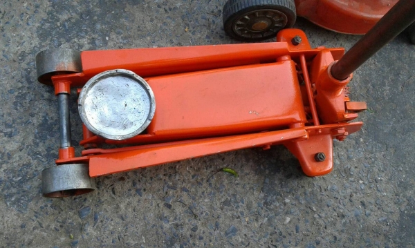 แม่แรงตะเข้  3  ตัน