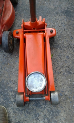 แม่แรงตะเข้  3  ตัน