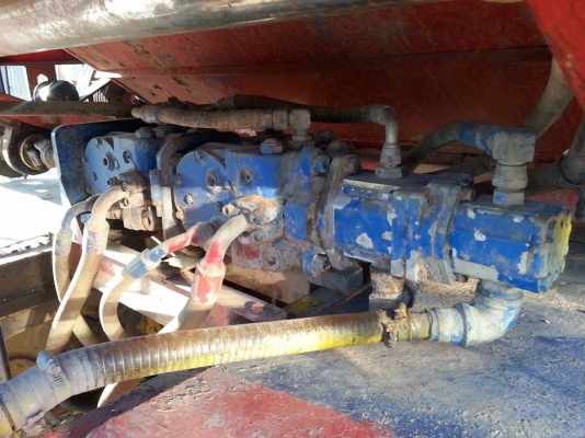 ขายรถเกี่ยวข้าว ปลดหนี้ 210แรง สภาพพร้อมใช้งาน ราคา500,000 สนใจโทร 090-8588220 093-3258446 www.narong2truck.com www.truck.in.th/498 เพจ Facebook ณรงค์ ซื้อขายรถมือสอง กลุ่ม Facebook ณรงค์ ซื้อขายรถมือสอง