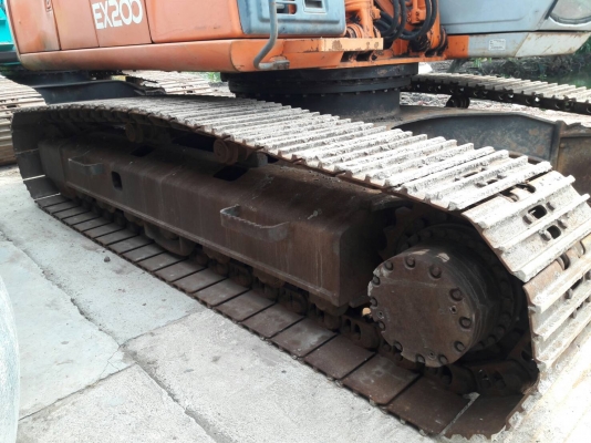 ขายHITACHI  EX200-5  เก่าญี่ปุ่นแท้  มาใหม่  สภาพสวยมากๆๆ  ใช้งานม่แค่  6,XXX  ชั่วโมง  ลองระบบกันได้ทุกวัน  โทร  089-3818694  ดวงนภา