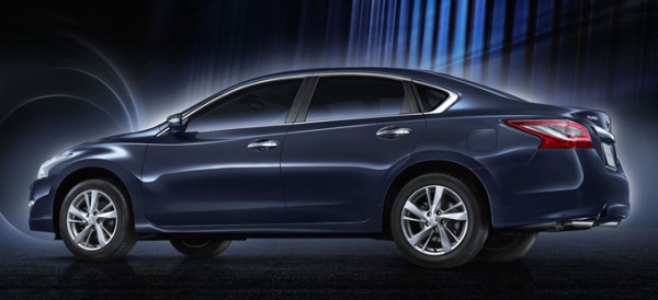 แม็กป้ายแดง nissan teana l33 พร้อมยาง Michelin 215/55/17 ยางป้ายแดง