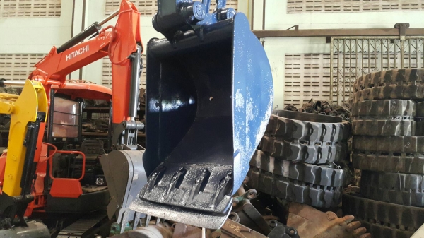 ขาย รถขุด KOMATSU รุ่น PC40-6- มือสองญี่ปุ่น แทรกเหล็กสวย พร้อมหัวเก๋ง สลักบูท เอวแน่น สวย พร้อมใช้งาน อะไหล่หาง่าย มือถือ/LINE ID : 0818753444 ขาย รถขุด KOMATSU รุ่น PC40-6- มือสองญี่ปุ่น แทรกเหล็กสวย พร้อมหัวเก๋ง สลักบูท เอวแน่น สวย พร้อมใช้งาน อะไหล่หาง่าย มือถือ/LINE ID : 0818753444