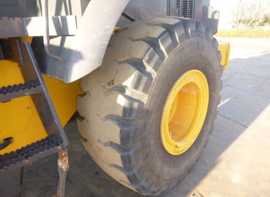 ขาย TCM ZW220 ปี2012 นำเข้าจากญี่ปุ่น ราคาถูก โทร.090-986-2521 อ๊อบ