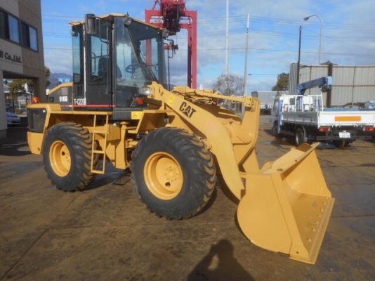 รถสวยๆครับ CAT 910G นำเข้าจากญี่ปุ่น สภาพนี้ไม่ต้องคิดนาน โทร.090-986-2521 อ๊อบ