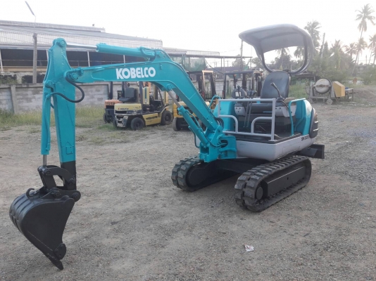ขายรถแบคโฮ KOBELCO SK20 เครื่อง V1505  แทรคยาง คอนโทลสั้น ปั๊มนิ้ว รถนอกนำเข้า  ติดต่อ 098-7962549