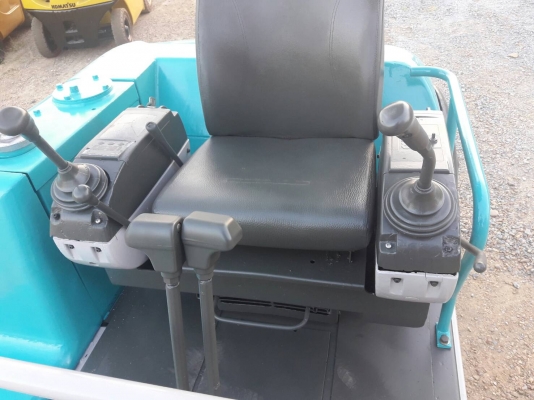 ขายรถแบคโฮ KOBELCO SK20 เครื่อง V1505  แทรคยาง คอนโทลสั้น ปั๊มนิ้ว รถนอกนำเข้า  ติดต่อ 098-7962549