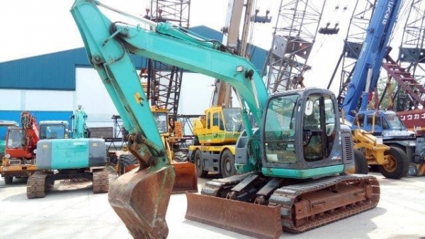KOBELCO SK135SR รถเก่านอก100\%