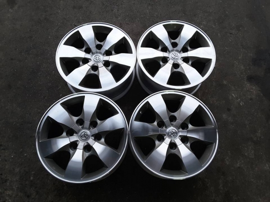 ล้อ Vigo 4WD  ขอบ16*7 สภาพสวยๆ 1ชุด