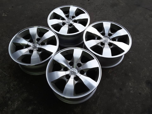 ล้อ Vigo 4WD  ขอบ16*7 สภาพสวยๆ 1ชุด