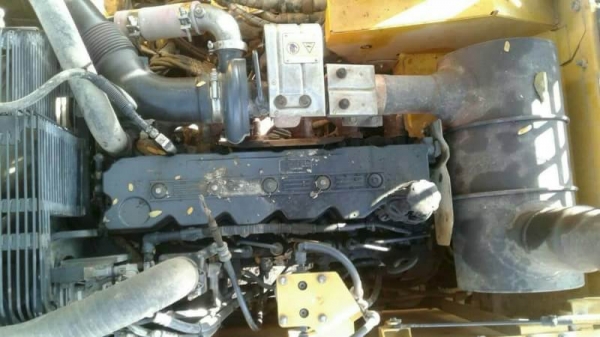 KOMATSU PC200-8 MO ราคา 2,150,000 บาท 7,xxx ชั่วโมง เครื่องดี ปั้มแรง ไฟฟ้าครบ เอกสารอินวอยท์