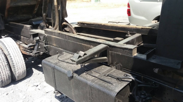 6ล้อดั้มพ์ ISUZU NPR 130แรงม้า รถเครื่องดี คัทซีสวย พร้อมใช้งาน ราคาต่อรองได้ เล่มพร้อม สนใจติดต่อ 0872976734