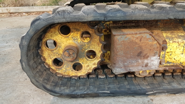 ขายด่วนรถแบคโฮKUBOTAคูโบต้าKH26เทียบเท่าPC30เครื่องคูโบต้า3สูบดีปั่มแรงรถนอกเพิ่งนำเข้ามาใหม่ยังไม่เคยใช้งานในเมืองไทยเลย ขายด่วนรถแบคโฮKUBOTAคูโบต้าKH26เทียบเท่าPC30เครื่องคูโบต้า3สูบดีปั่มแรงรถนอกเพิ่งนำเข้ามาใหม่ยังไม่เคยใช้งานในเมืองไทยเลย